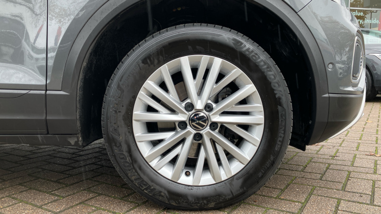 Volkswagen T-Roc 1.5 TSI Life 5dr DSG Petrol Hatchback